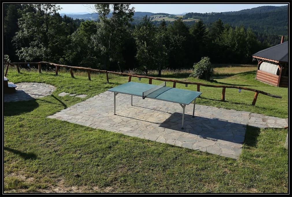 Swiety Spokoj Palesnica Exteriér fotografie